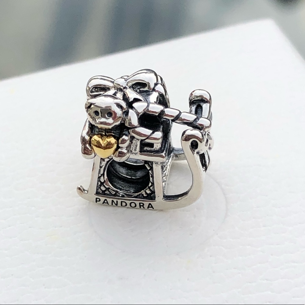 Pandora Dashing Through the Snow Sleigh Charm
